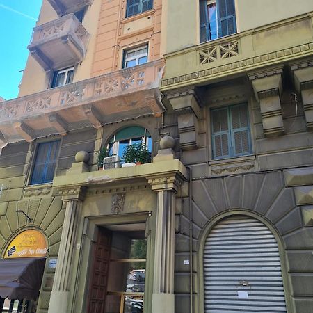 La Casa Di Pepe - Appartamento Centrale Luminoso Genoa Exterior photo